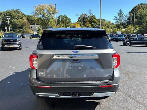 CARBONIZED GRAY METALLIC 2023 Ford Explorer XLT