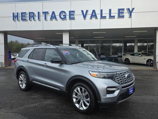 ICONIC SILVER METALLIC 2023 Ford Explorer PLATINUM