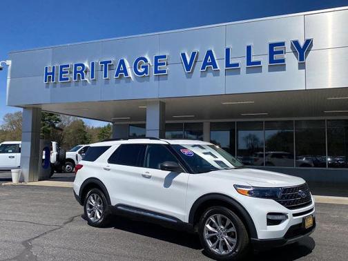 STAR WHITE MET TRI-COAT 2023 Ford Explorer XLT