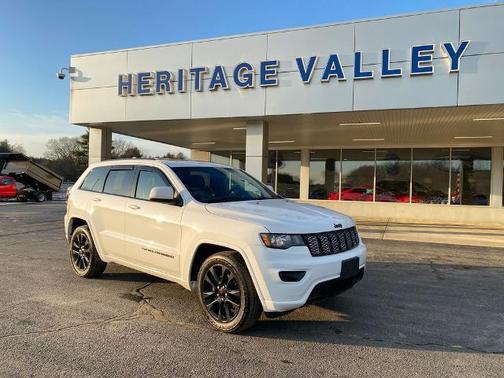 2018 Jeep Grand Cherokee LAREDO