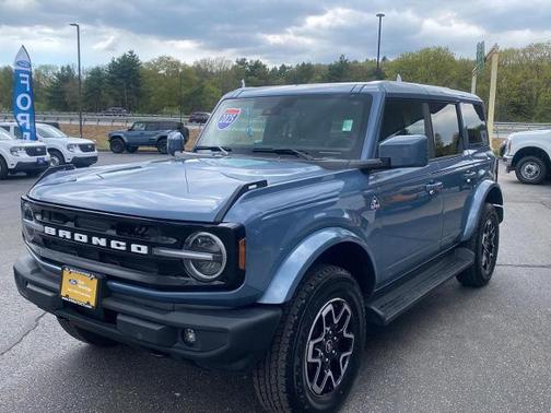 AZURE GRAY MET TRI-COAT 2025 Ford Bronco OUTER BANKS