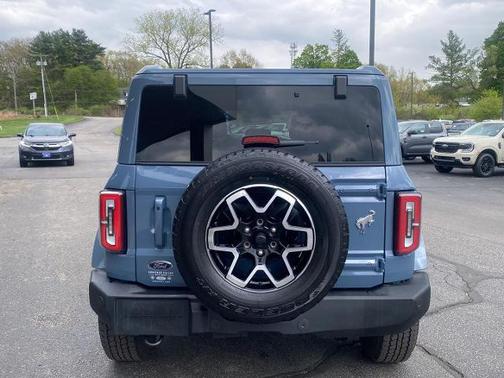 AZURE GRAY MET TRI-COAT 2025 Ford Bronco OUTER BANKS