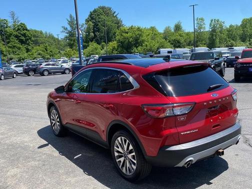 RAPID RED MET TINTED CC 2022 Ford Escape TITANIUM