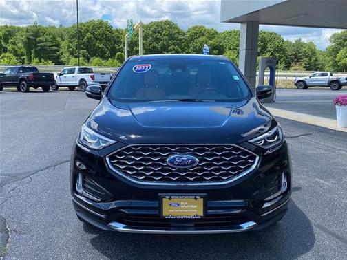 AGATE BLACK METALLIC 2023 Ford Edge TITANIUM
