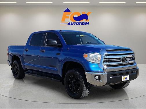 Blazing Blue Pearl 2017 Toyota Tundra SR5