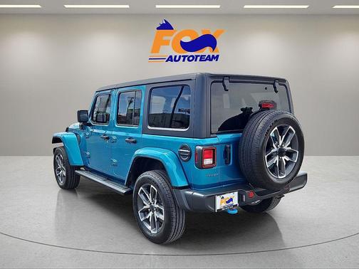 Pearlcoat 2024 Jeep Wrangler 4xe Sport