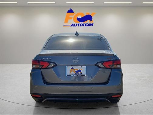 2025 Nissan Versa 1.6 SR