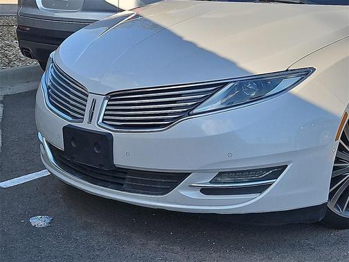 2013 Lincoln MKZ Base