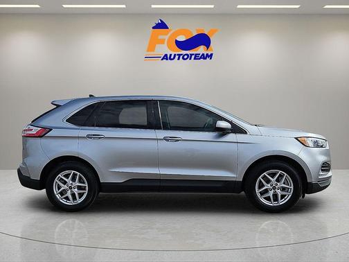 Silver Metallic 2023 Ford Edge SEL