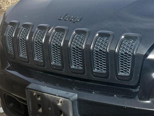 2017 Jeep Cherokee Altitude