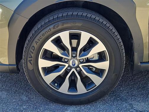 2024 Subaru Outback Touring