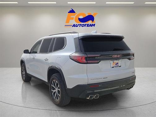 2024 GMC Acadia AT4