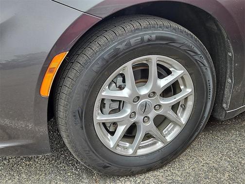 2022 Chrysler Pacifica Touring-L