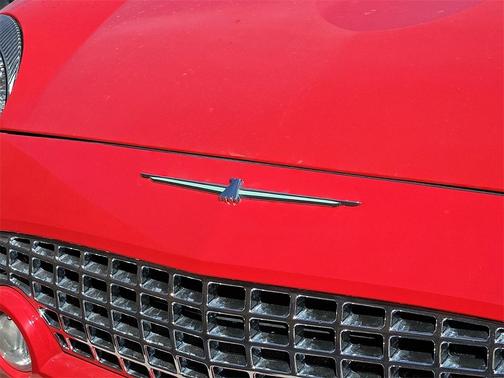 2003 Ford Thunderbird 