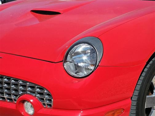 2003 Ford Thunderbird 