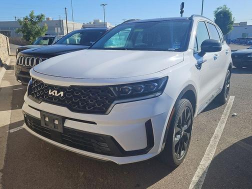 Glacial White Pearl 2022 Kia Sorento SX
