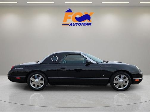 2003 Ford Thunderbird 