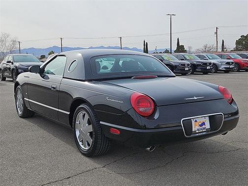 2003 Ford Thunderbird 