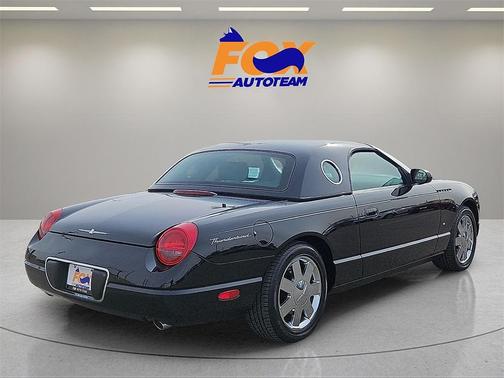 2003 Ford Thunderbird 