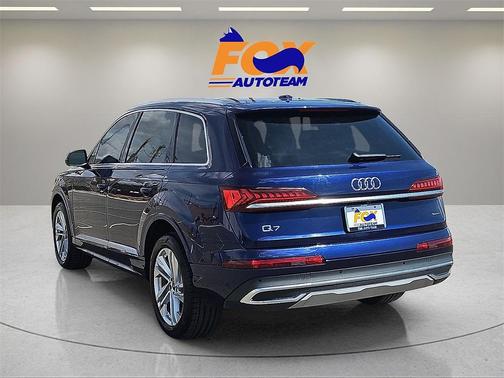 2023 Audi Q7 55 Premium Plus