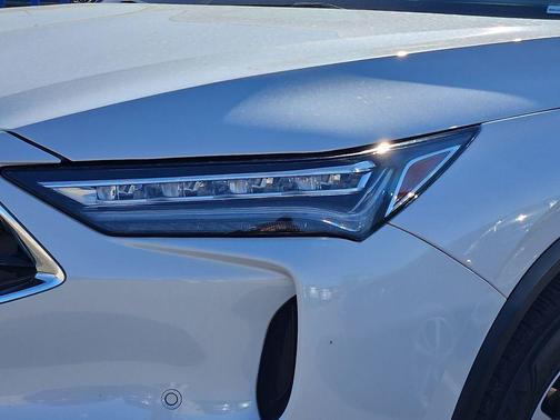 White 2023 Acura MDX Technology