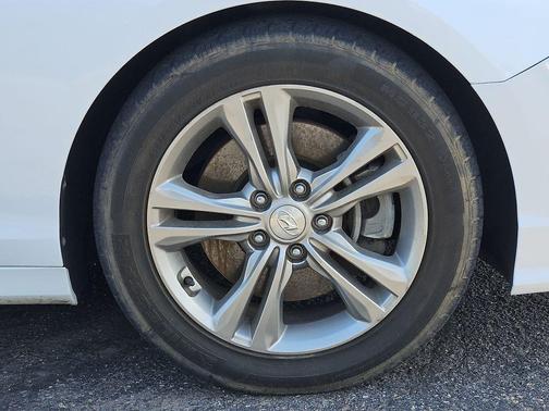 Quartz White Pearl 2018 Hyundai SONATA Limited