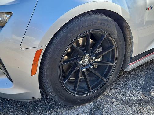 Silver Ice Metallic 2017 Chevrolet Camaro 1LT