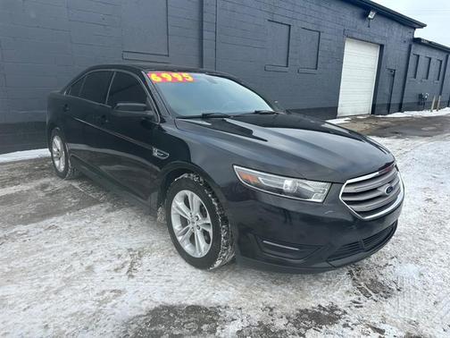 2015 Ford Taurus SEL
