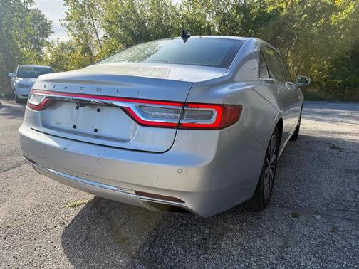 2019 Lincoln Continental Select