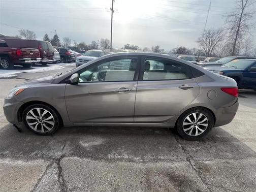 2017 Hyundai Accent Value Edition