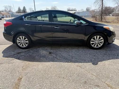 Aurora Black 2014 Kia Forte EX