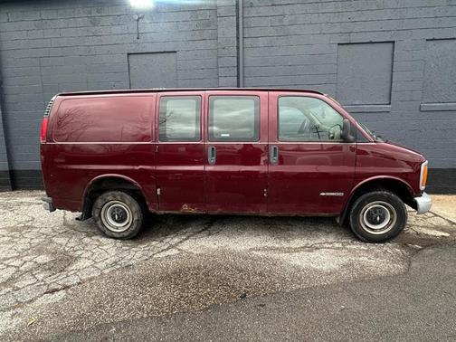 2001 Chevrolet Express 2500 Cargo