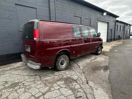 2001 Chevrolet Express 2500 Cargo