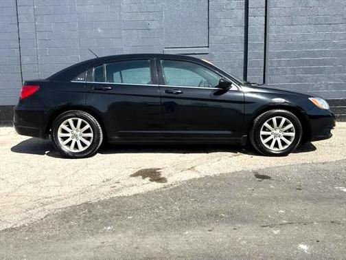 2014 Chrysler 200 Touring