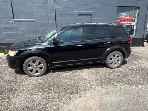 Brilliant Black Crystal Pearlcoat 2010 Dodge Journey R/T