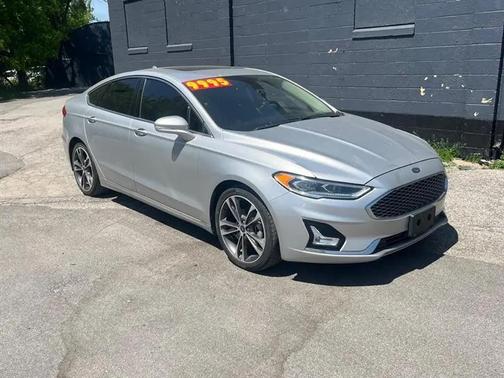 Ingot Silver Metallic 2019 Ford Fusion Titanium