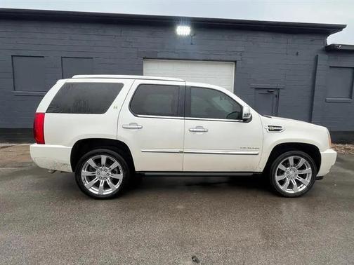 2013 Cadillac Escalade Hybrid Base