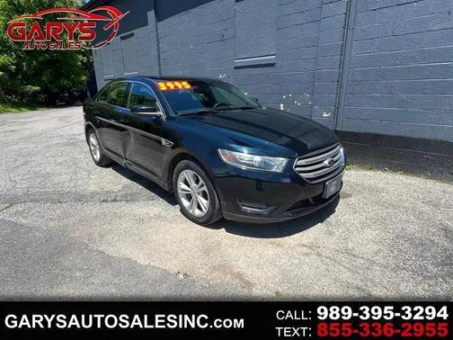 White Platinum Metallic Tri-Coat 2015 Ford Taurus SEL