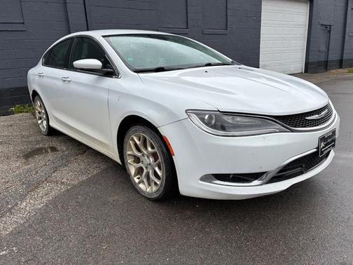 2015 Chrysler 200 C