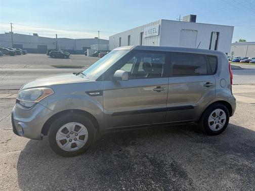 2013 Kia Soul Base