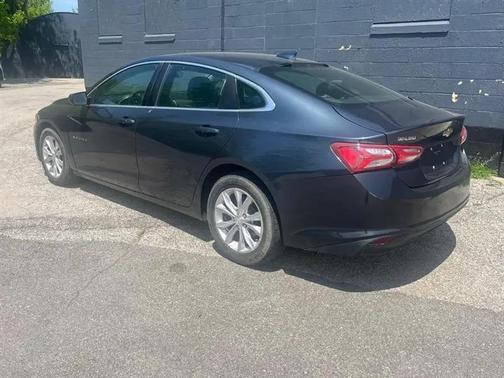 Mosaic Black Metallic 2019 Chevrolet Malibu LT