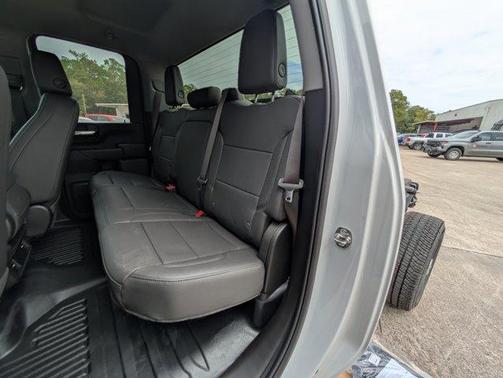 2025 Chevrolet Silverado 3500 WT