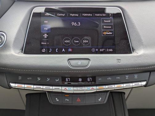 2021 Cadillac XT4 Premium Luxury