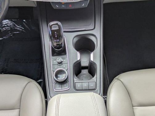 2021 Cadillac XT4 Premium Luxury