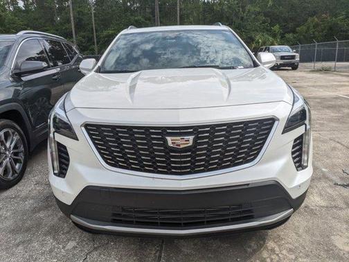 Photo 5 of 5 of 2019 Cadillac XT4 Premium Luxury
