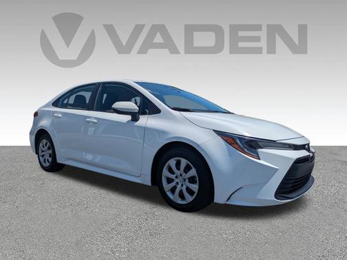 Ice Cap 2025 Toyota Corolla LE