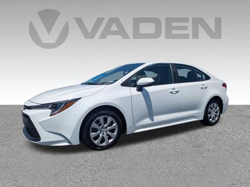 Ice Cap 2025 Toyota Corolla LE
