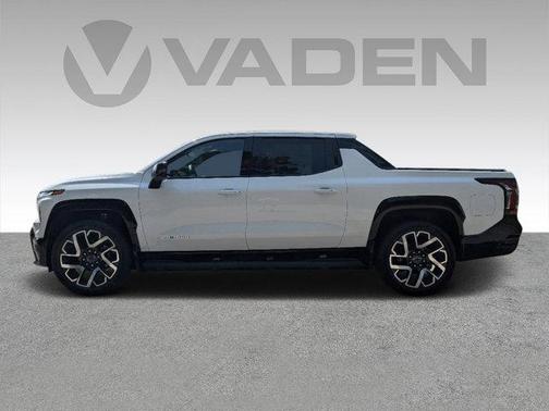2024 Chevrolet Silverado EV RST