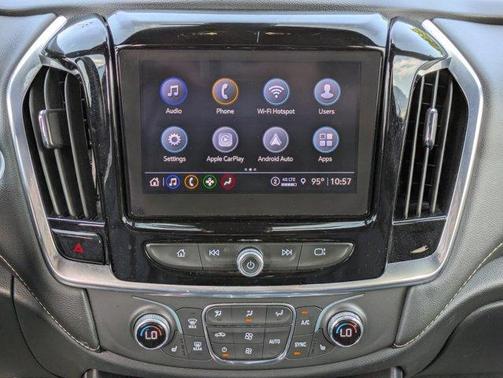 2022 Chevrolet Traverse LT Leather
