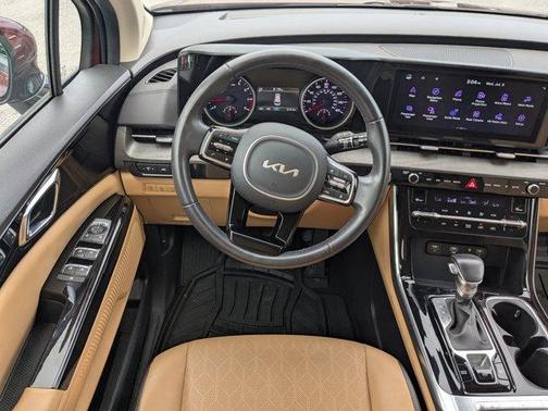 2024 Kia Carnival EX